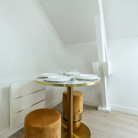 Parc Des Expositions Apartment *
